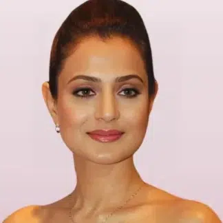 Ameesha Patel Wiki Biography, Age, Height, Family, Husband, Personal Life, Career, Net Worth