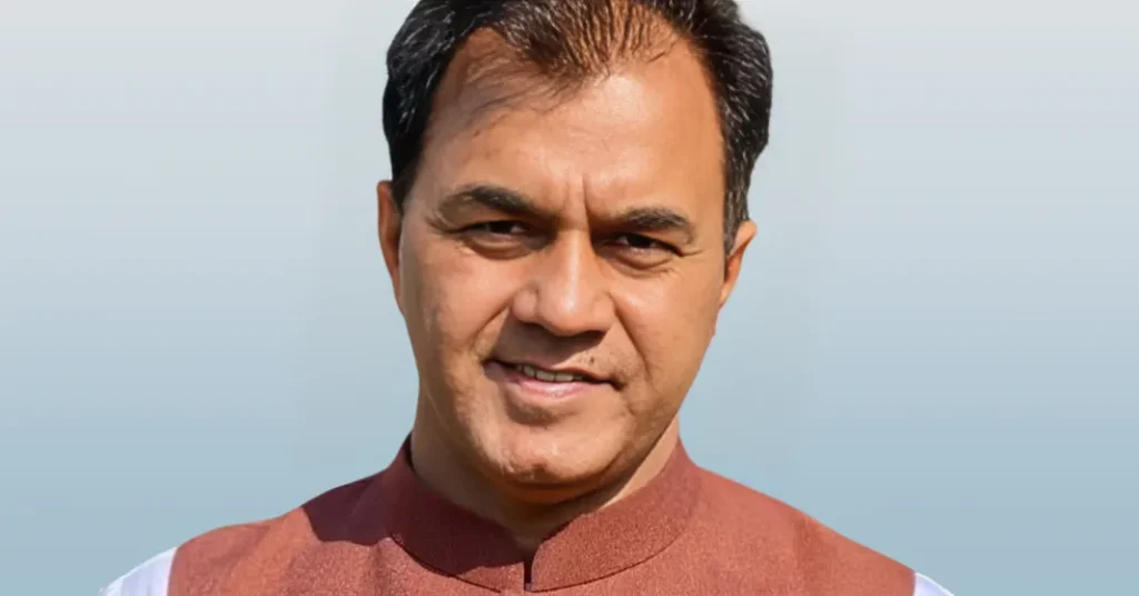 dr Raj Kumar Chabbewal Photo