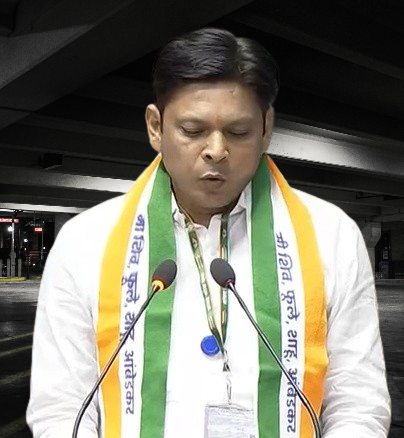 Prashant Yadaorao Padole Wiki Biography, Age, Height, Family, Wife, Political Career, Net Worth