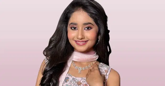 Chahat Tewani photos